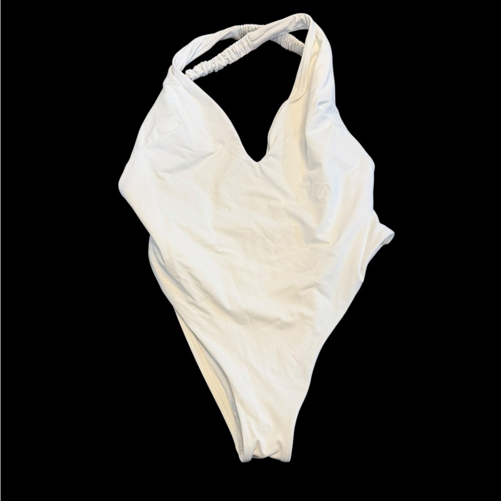 NWT Vitamin A White One Piece Swimsuit